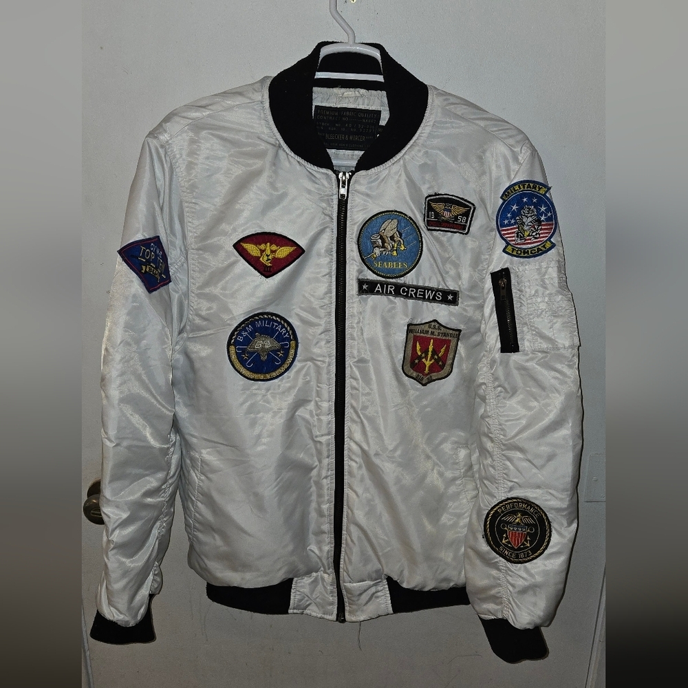 Bleeker & Mercer Air Crews White Bomber Jacket with Patches Xxl